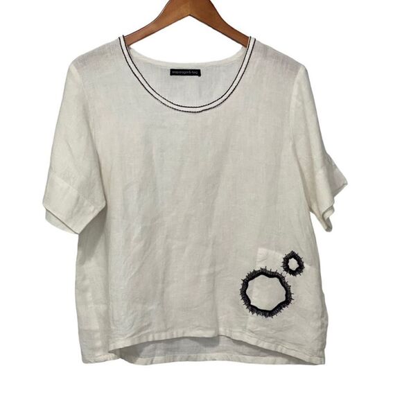 snapdragon & twig Tops - Snapdragon & Twig White Linen Blouse Boxy Lightweight Black Embroidery Size M